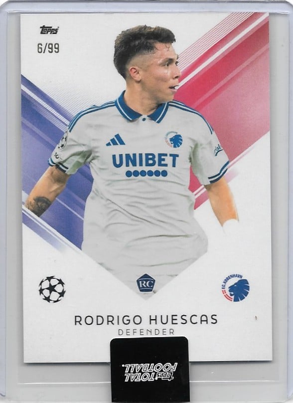 Rodrigo Huescas
Base /99
card no. 1089
(series 2)