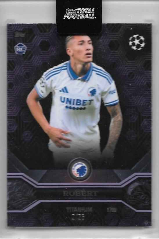 Robert
Purple /75
card no. 1709
(UCC Titanium)