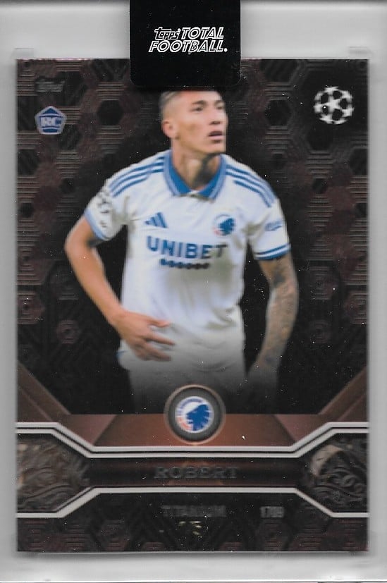 Robert
Red /5
card no. 1709
(UCC Titanium)