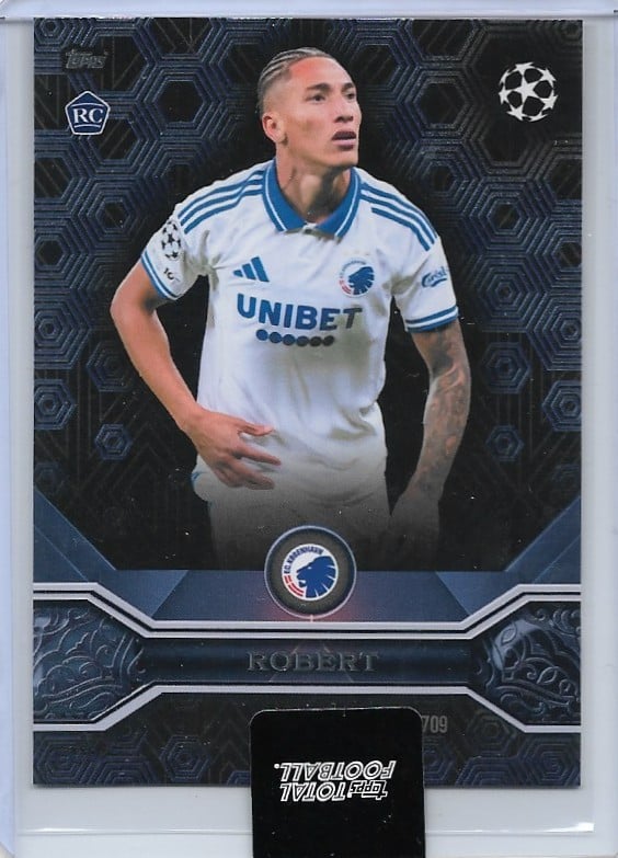 Robert
Blue /50
card no. 1709
(UCC Titanium)
