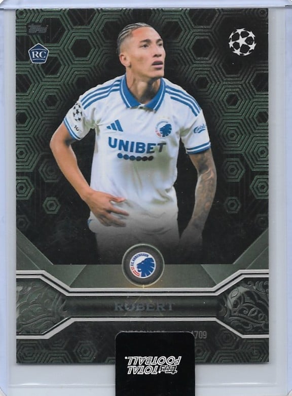 Robert
Green /75
card no. 1709
(UCC Titanium)
