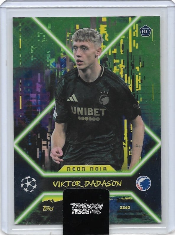 Viktor Dadason
Green /75
card no. 2240
(UCC Neon Noir)
(looking for this card)