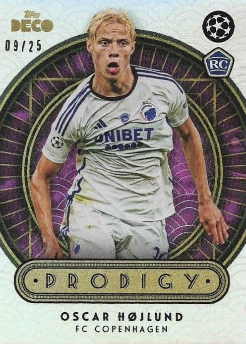 Oscar Højlund
Purple /25
