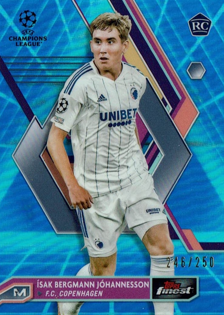 Isak Johannesson
Blue Aqua Refractor /250
card. no. 37