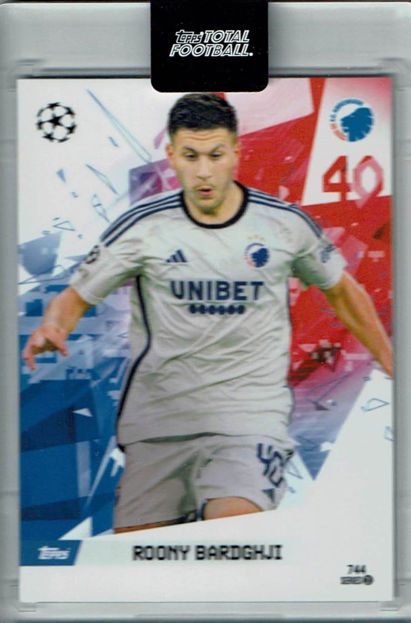 Roony Bardghji
Unnumbered Base
card no. 744
printrun = 10